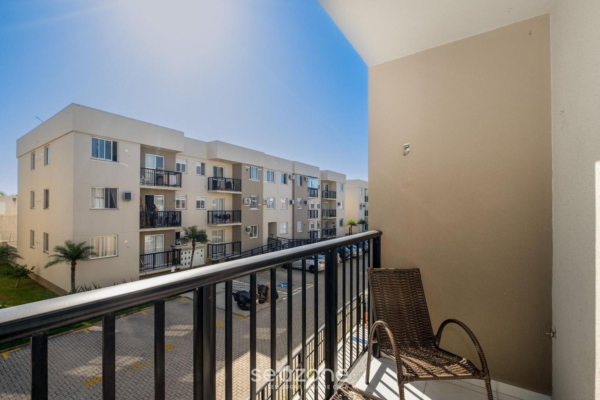 Apto Em Cond. C/piscina A 5min Da Mar202